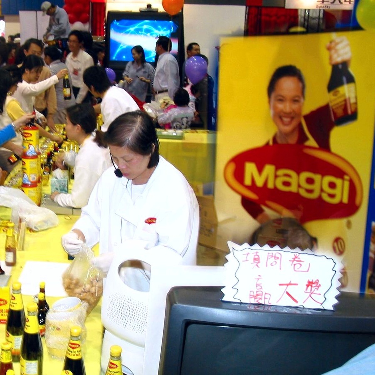 A live cooking demonstration at a vendor booth